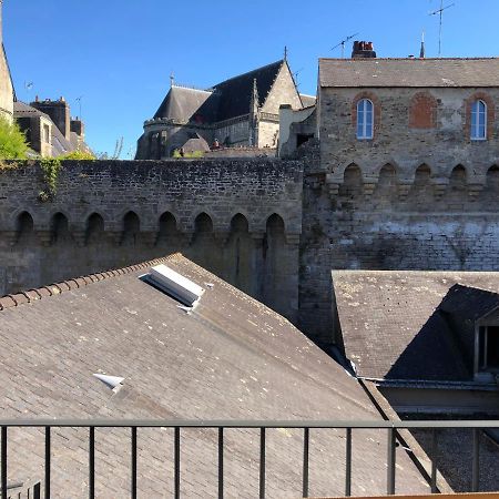 Vue Sur Remparts - Coeur De Vannes- 2Ch Ngoại thất bức ảnh